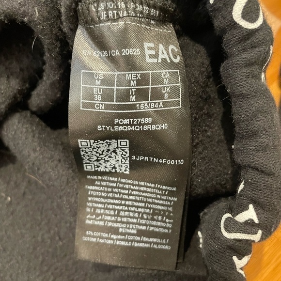 GUESS Cropped sweatshirt top - Picture 3 of 4